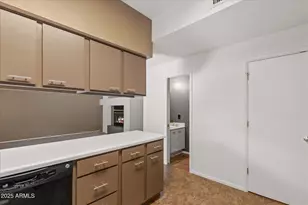 18416 N 46th Pl, Phoenix, AZ 85032 - Photo 9