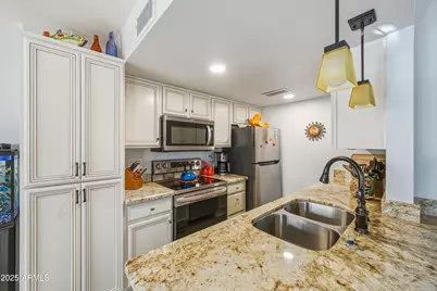 834 E Joan D Arc Avenue, Phoenix, AZ 85022 - Photo 9