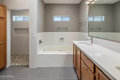 7727 E Valley View Road, Scottsdale, AZ 85250 - Photo 15