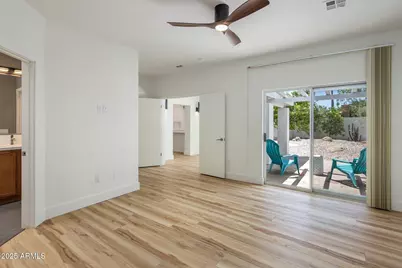 7727 E Valley View Road, Scottsdale, AZ 85250 - Photo 13
