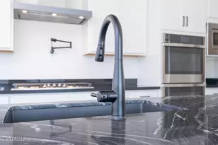 445 E La Estela Ln, San Tan Valley, AZ 85140 - Photo 3