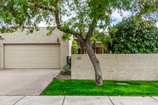 7941 E Medlock Dr, Scottsdale, AZ 85250 - Photo 25