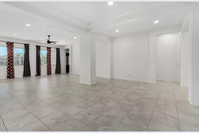 9383 W Via Del Sol Drive, Peoria, AZ 85383 - Photo 7