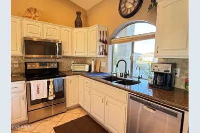 11401 E Medina Avenue, Mesa, AZ 85209 - Photo 7