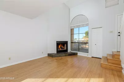 1025 E Highland Avenue #30, Phoenix, AZ 85014 - Photo 7