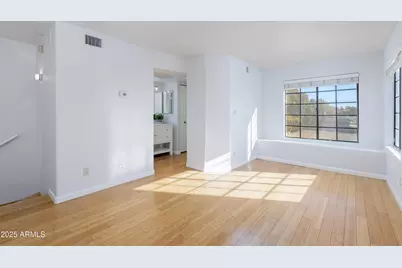1025 E Highland Avenue #30, Phoenix, AZ 85014 - Photo 13