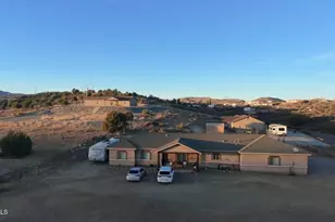 10930 S Banjo Way, Mayer, AZ 86333 - Photo 1