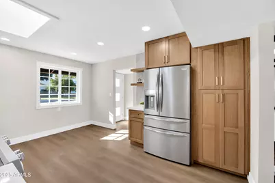 3828 E Sahuaro Drive, Phoenix, AZ 85028 - Photo 9