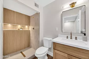 3828 E Sahuaro Dr, Phoenix, AZ 85028 - Photo 15