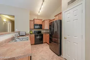 1774 E Bishop Pl, Casa Grande, AZ 85122 - Photo 13