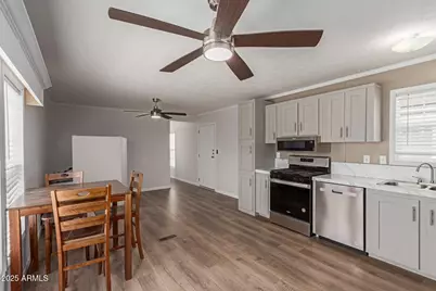 2605 W Van Buren Street #111, Phoenix, AZ 85009 - Photo 5