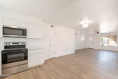 4743 W Shaw Butte Drive, Glendale, AZ 85304 - Photo 17