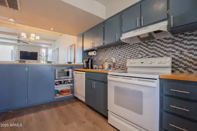 3314 N 68th Street #201, Scottsdale, AZ 85251 - Photo 9