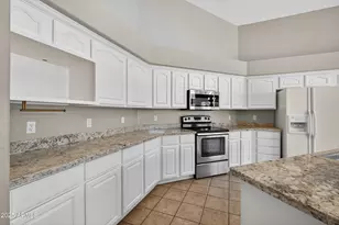 2069 E Sierra Madre Ave, Gilbert, AZ 85296 - Photo 13