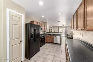 43633 W Colby Dr, Maricopa, AZ 85138 - Photo 9