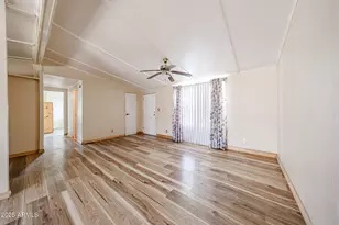 10951 N 91st Ave, Peoria, AZ 85345 - Photo 17