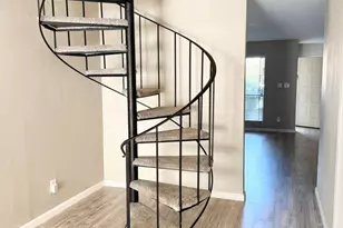 1425 E Desert Cove Ave, Phoenix, AZ 85020 - Photo 21