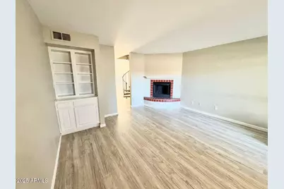 1425 E Desert Cove Avenue #2, Phoenix, AZ 85020 - Photo 7