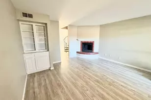 1425 E Desert Cove Ave, Phoenix, AZ 85020 - Photo 7