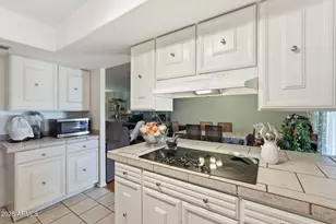 8479 E Chaparral Rd, Scottsdale, AZ 85250 - Photo 17