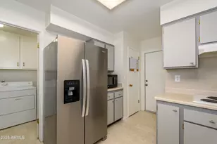 9906 W Spruce Dr, Sun City, AZ 85351 - Photo 11