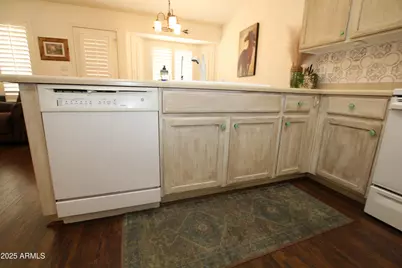 6390 S Granite Drive, Chandler, AZ 85249 - Photo 9