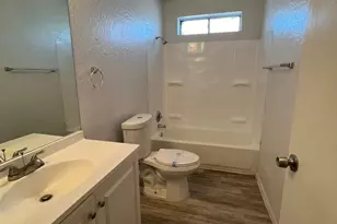 10641 N 15th Ave, Phoenix, AZ 85029 - Photo 7