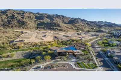 9816 S 11th Place, Phoenix, AZ 85042 - Photo 3