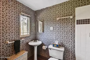 922 W Willetta St, Phoenix, AZ 85007 - Photo 39