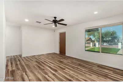 903 E Amelia Avenue, Phoenix, AZ 85014 - Photo 9