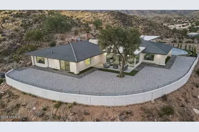 2809 E Frye Road, Phoenix, AZ 85048 - Photo 1