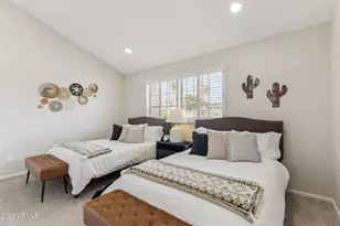 3059 E Rose Ln, Phoenix, AZ 85016 - Photo 17