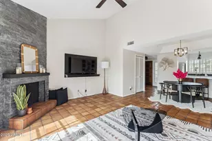 3059 E Rose Ln, Phoenix, AZ 85016 - Photo 13