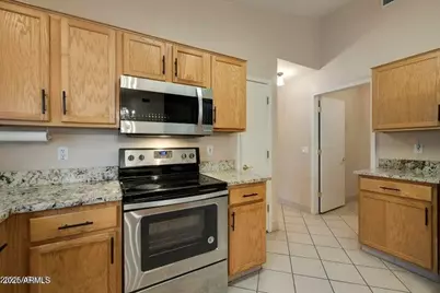 3035 E Blackhawk Drive, Phoenix, AZ 85050 - Photo 7