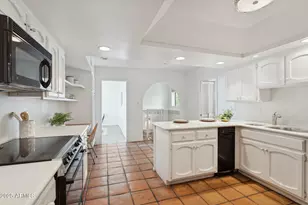 3800 E Lincoln Dr, Phoenix, AZ 85018 - Photo 7