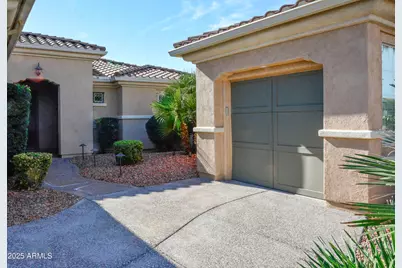 12915 W Junipero Drive, Sun City West, AZ 85375 - Photo 7