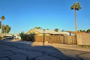 3515 E Campo Bello Dr, Phoenix, AZ 85032 - Photo 23