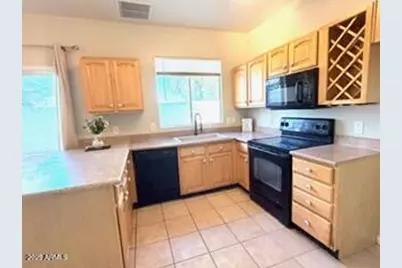 12186 W Belmont Drive, Avondale, AZ 85323 - Photo 7