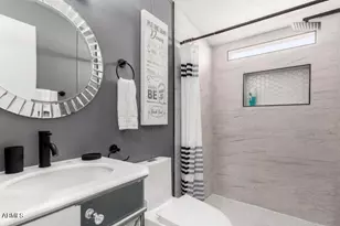 2605 W Van Buren St, Phoenix, AZ 85009 - Photo 9