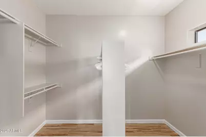 8632 S 10th Lane, Phoenix, AZ 85041 - Photo 13