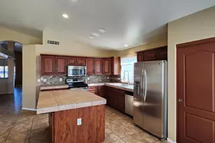 16830 S 42nd St, Phoenix, AZ 85048 - Photo 5