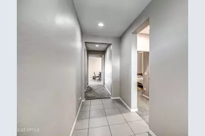 2842 E Fraktur Road, Phoenix, AZ 85040 - Photo 3