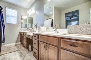 2842 E Fraktur Rd, Phoenix, AZ 85040 - Photo 23