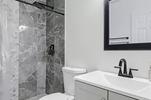 10428 W Calle De Plata St, Phoenix, AZ 85037 - Photo 13