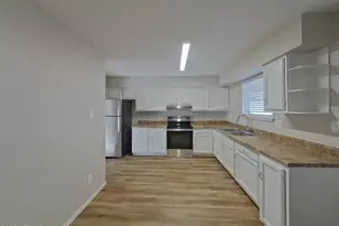 1013 W Anderson Dr, Phoenix, AZ 85023 - Photo 5