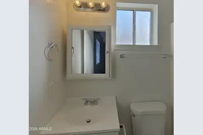 1013 W Anderson Drive, Phoenix, AZ 85023 - Photo 9