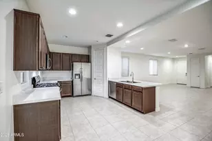 2229 W Dunbar Dr, Phoenix, AZ 85041 - Photo 13