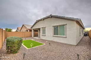2229 W Dunbar Dr, Phoenix, AZ 85041 - Photo 33
