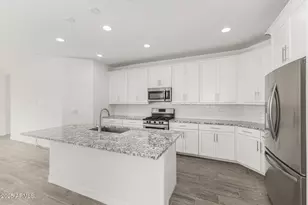 1229 E Maldonado Dr, Phoenix, AZ 85042 - Photo 13