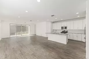 1229 E Maldonado Dr, Phoenix, AZ 85042 - Photo 7